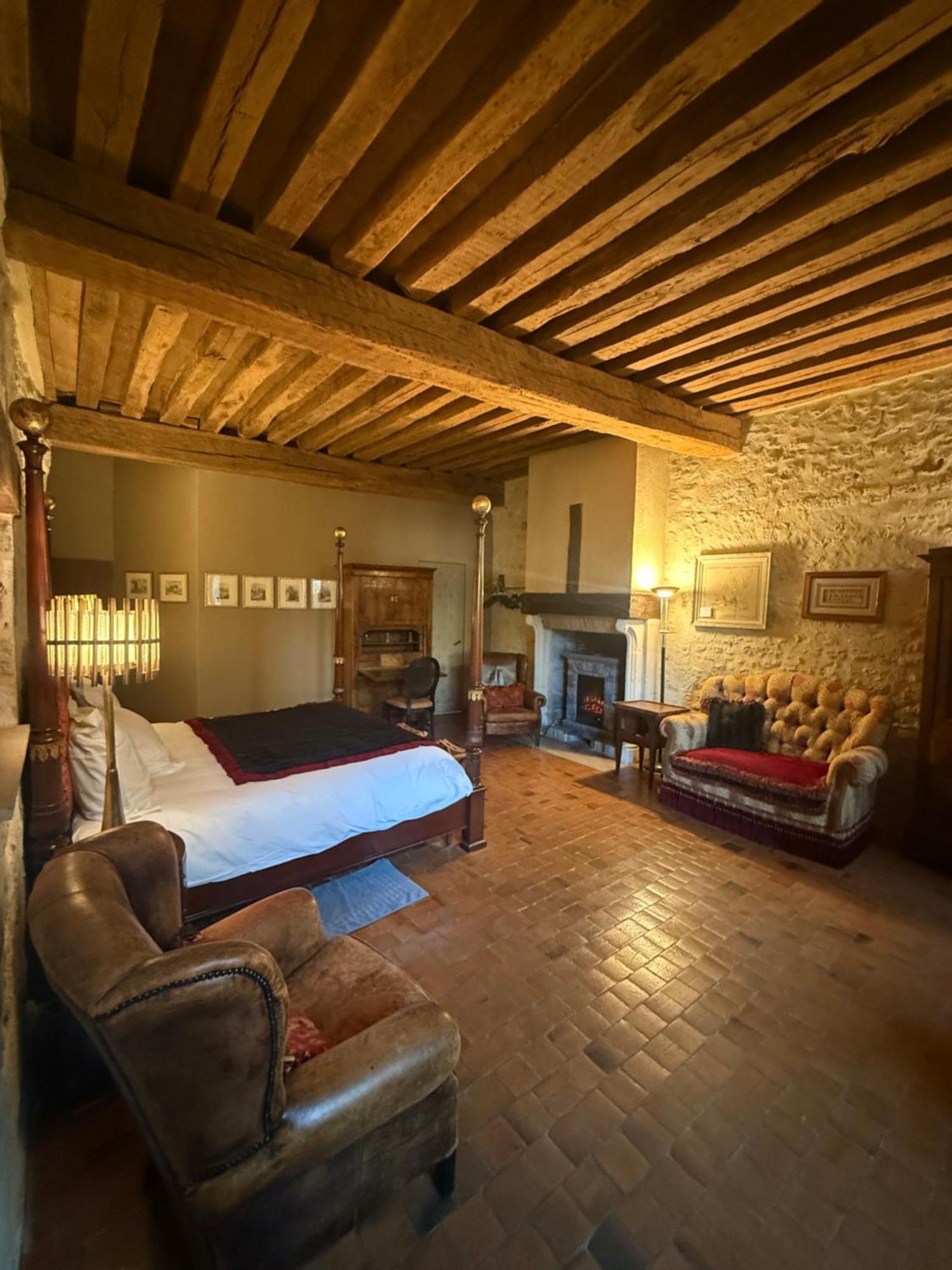 Demeure Des Vieux Bains Provins Exterior foto