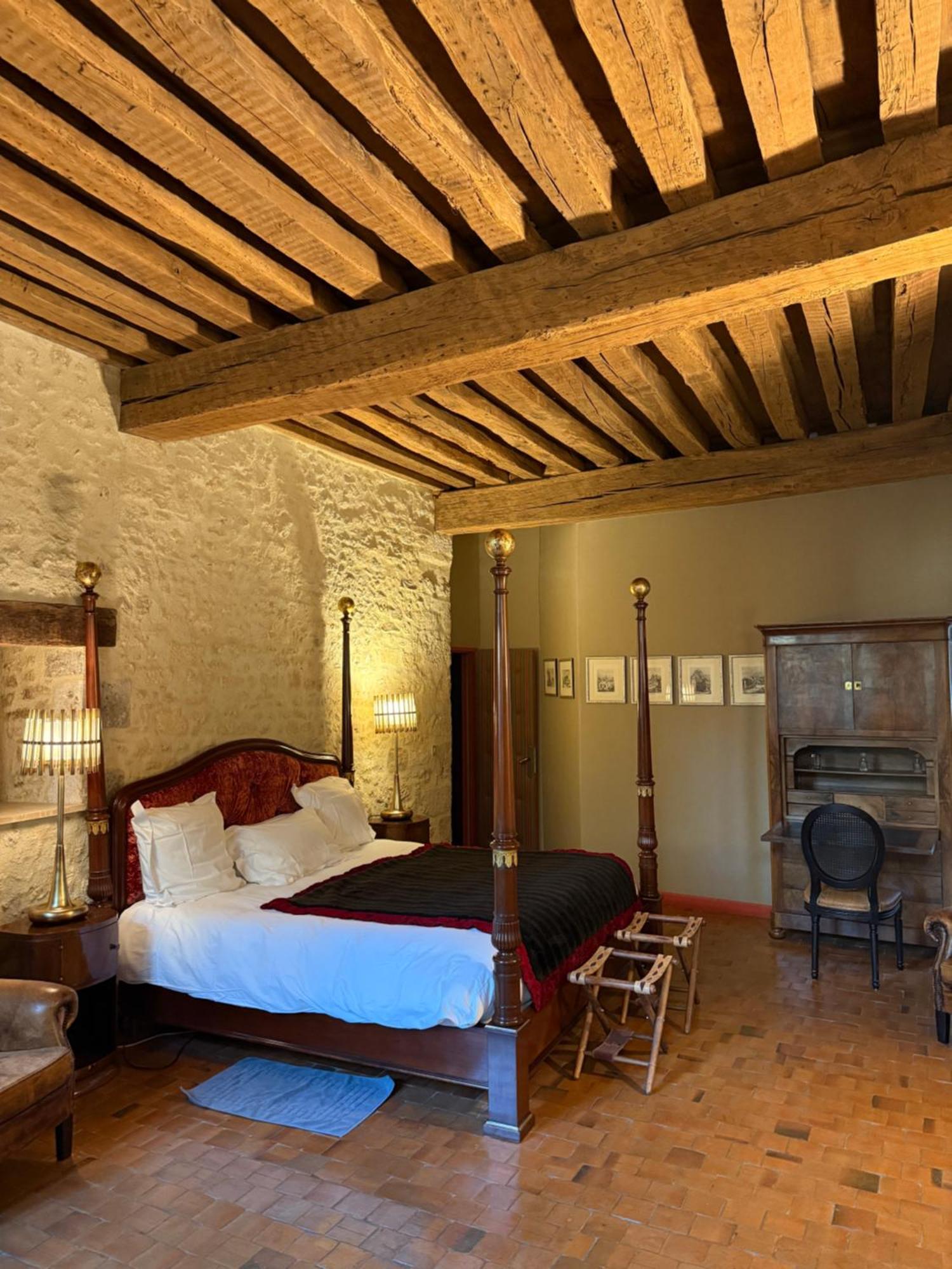 Demeure Des Vieux Bains Provins Exterior foto